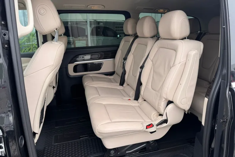 Mercedes-Benz V din 2020 cu 49.443 km - oferta MER192285 - foto 16