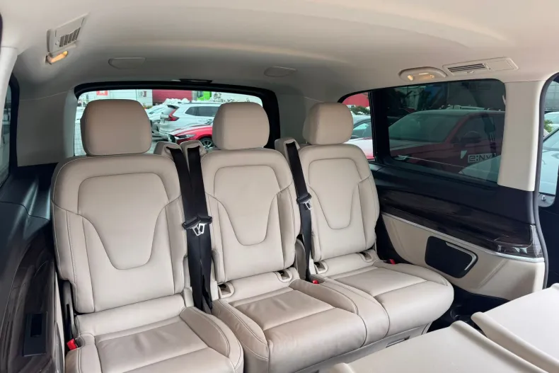 Mercedes-Benz V din 2020 cu 49.443 km - oferta MER192285 - foto 17