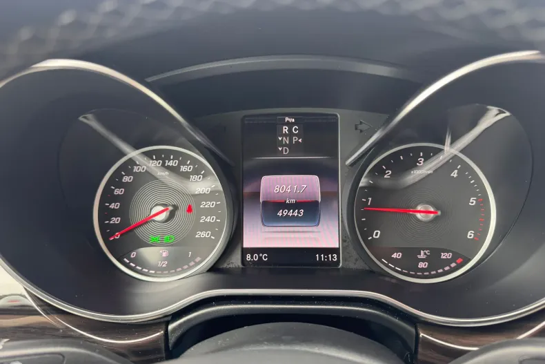 Mercedes-Benz V din 2020 cu 49.443 km - oferta MER192285 - foto 22