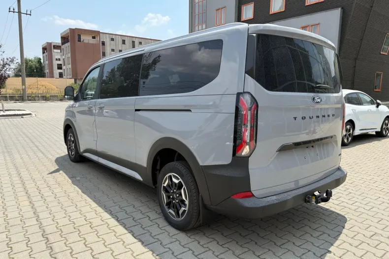 Ford Tourneo Custom din 2025 cu 1 km - oferta FOR192295 - foto 5