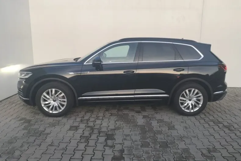 Volkswagen Touareg din 2022 cu 67.344 km - oferta VOL192297 - foto 3