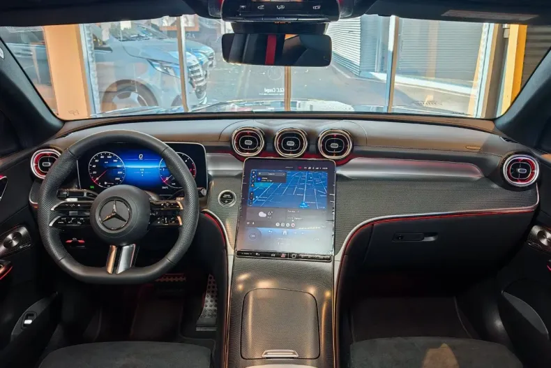 Mercedes-Benz GLC Coupe din 2026 cu 1 km - oferta MER192299 - foto 4