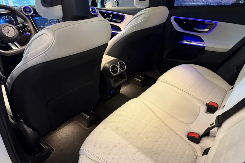 Mercedes-Benz GLC din 2026 cu 1 km - oferta MER192301 - foto 17