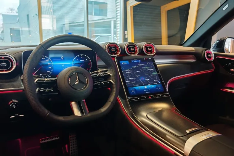 Mercedes-Benz GLC din 2026 cu 1 km - oferta MER192303 - foto 2