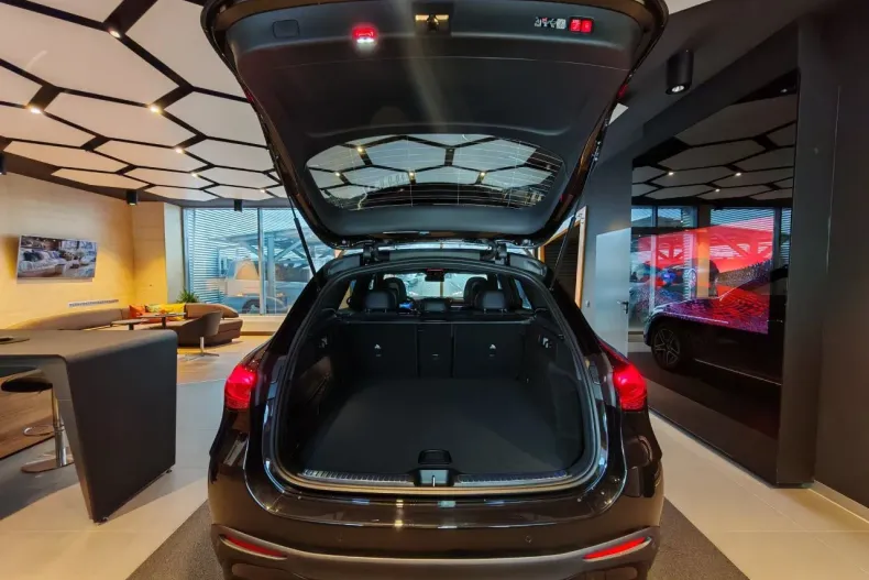 Mercedes-Benz GLC din 2026 cu 1 km - oferta MER192303 - foto 16