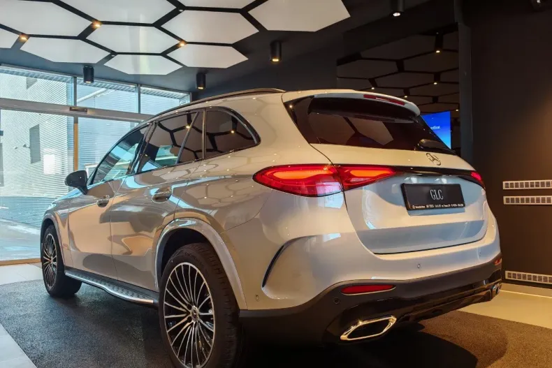 Mercedes-Benz GLC din 2026 cu 1 km - oferta MER192304 - foto 11