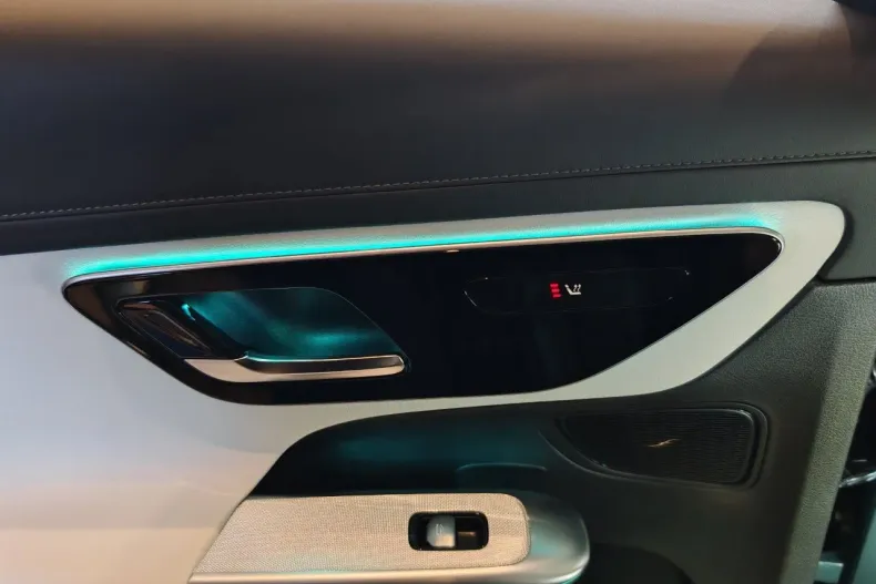 Mercedes-Benz GLC din 2025 cu 1 km - oferta MER192305 - foto 17