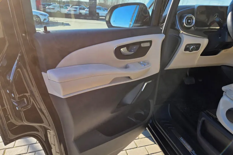 Mercedes-Benz V din 2024 cu 43.600 km - oferta MER192310 - foto 19