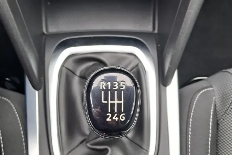 Renault Megane din 2023 cu 44.467 km - oferta REN192313 - foto 16