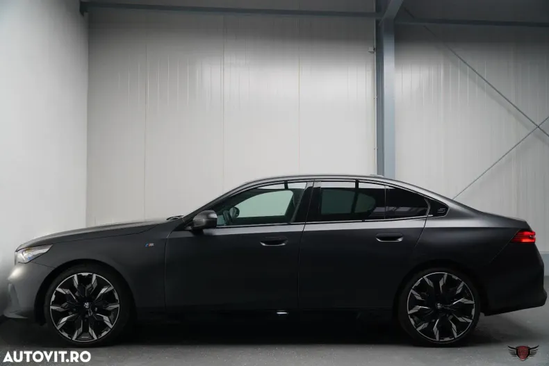 BMW 520d (Seria 5) din 2024 cu 60.200 km - oferta BMW192314 - foto 36