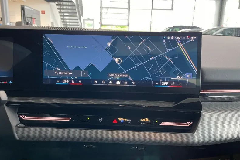 BMW 520d (Seria 5) din 2024 cu 7.896 km - oferta BMW192315 - foto 14