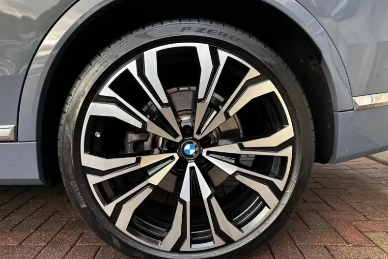 BMW X7 (Seria X) din 2022 cu 44.000 km - oferta BMW192316 - foto 38