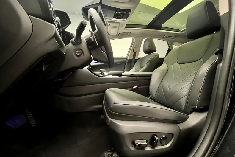 Lexus Seria NX din 2024 cu 3.850 km - oferta LEX192319 - foto 12