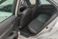 Toyota Camry din 2022 cu 33.493 km - oferta TOY192323 - foto 4