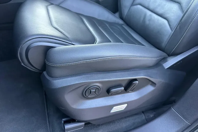Volkswagen Touareg din 2023 cu 106.000 km - oferta VOL192325 - foto 20