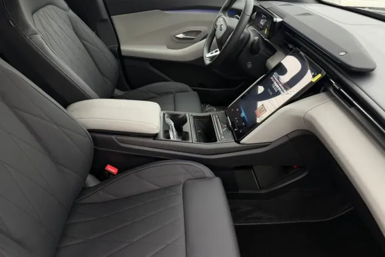 Ford Capri din 2026 cu 650 km - oferta FOR192326 - foto 18