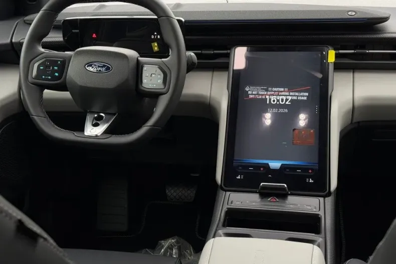 Ford Capri din 2026 cu 650 km - oferta FOR192326 - foto 19