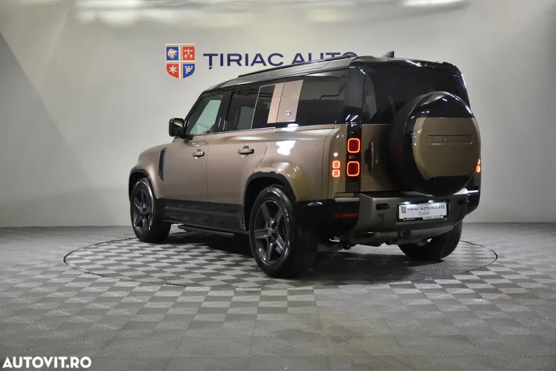 Land Rover Defender din 2023 cu 55.452 km - oferta LAN192335 - foto 3
