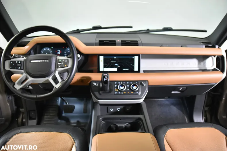 Land Rover Defender din 2023 cu 55.452 km - oferta LAN192335 - foto 9