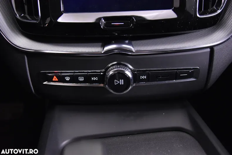 Volvo XC60 din 2022 cu 89.738 km - oferta VOL192342 - foto 17