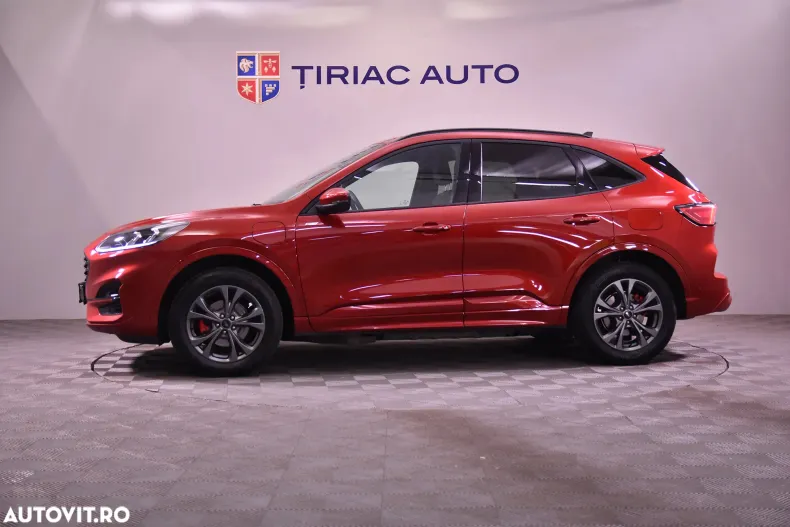 Ford Kuga din 2023 cu 38.393 km - oferta FOR192344 - foto 2