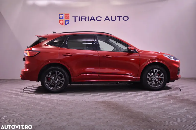 Ford Kuga din 2023 cu 38.393 km - oferta FOR192344 - foto 6