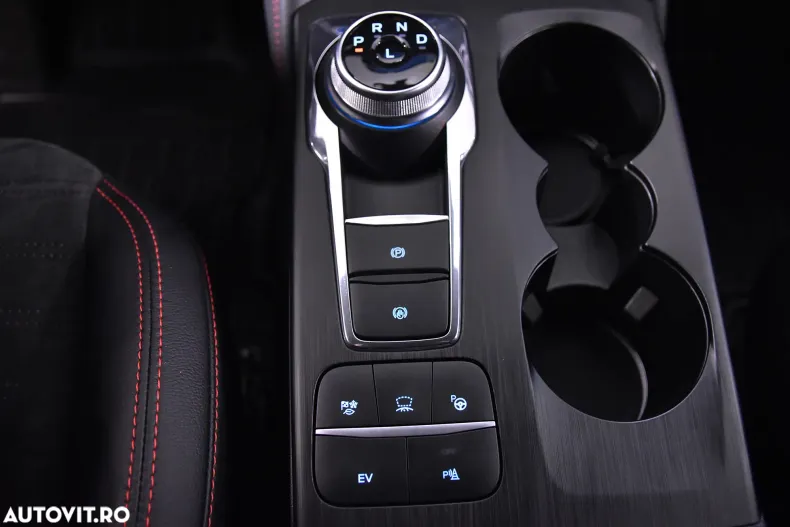Ford Kuga din 2023 cu 38.393 km - oferta FOR192344 - foto 17