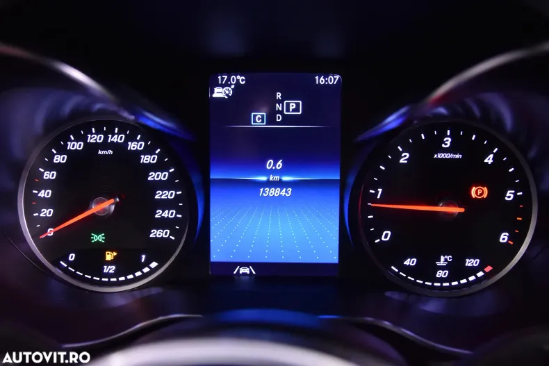 Mercedes-Benz GLC din 2020 cu 138.843 km - oferta MER192346 - foto 10