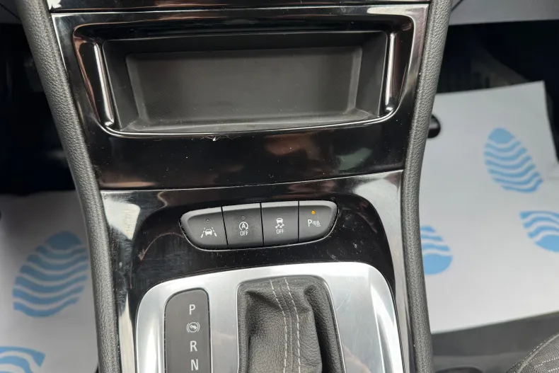 Opel Astra din 2021 cu 119.000 km - oferta OPE192347 - foto 6