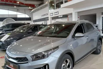 Kia XCeed din 2025 - oferta KIA192353