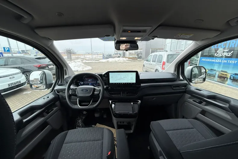 Ford Tourneo Custom din 2024 cu 1 km - oferta FOR192355 - foto 10