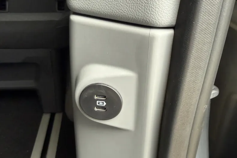 Ford Tourneo Custom din 2024 cu 1 km - oferta FOR192355 - foto 28