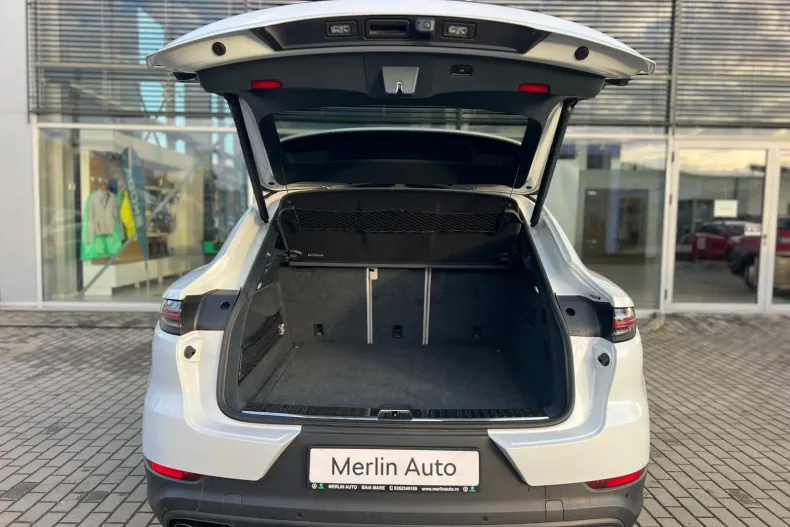 Porsche Cayenne din 2020 cu 163.812 km - oferta POR192357 - foto 7