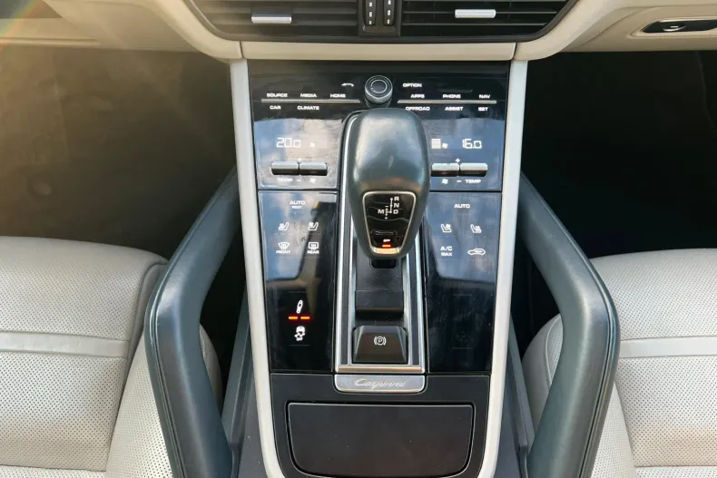 Porsche Cayenne din 2020 cu 163.812 km - oferta POR192357 - foto 19