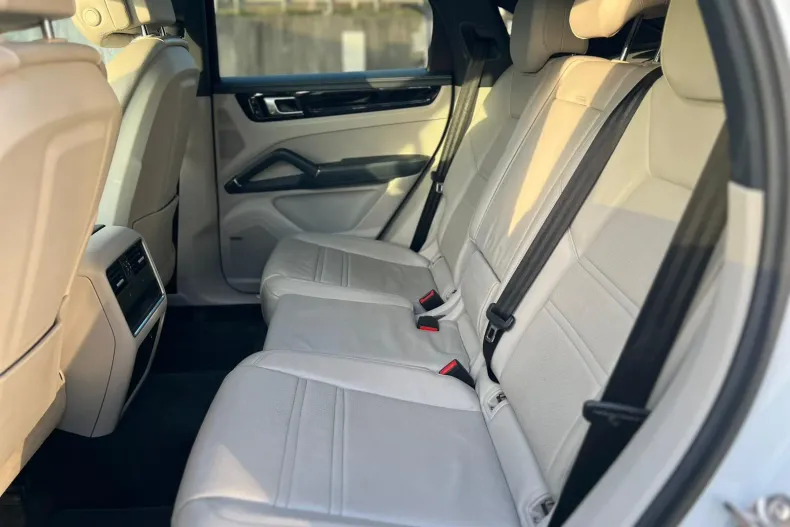 Porsche Cayenne din 2020 cu 163.812 km - oferta POR192357 - foto 21