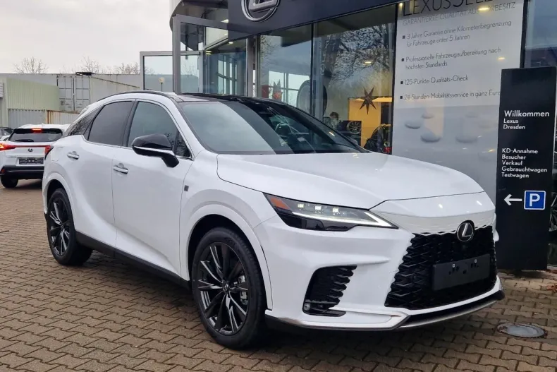 Lexus Seria RX din 2024 cu 23.824 km - oferta LEX192359 - foto 1
