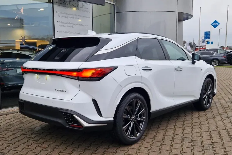 Lexus Seria RX din 2024 cu 23.824 km - oferta LEX192359 - foto 3