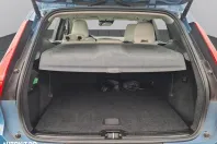 Volvo XC40 din 2022 cu 87.489 km - oferta VOL192362 - foto 8