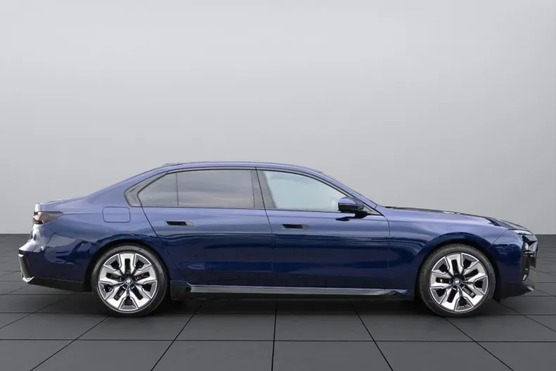 BMW 750e (Seria 7) din 2024 cu 42.000 km - oferta BMW192364 - foto 5