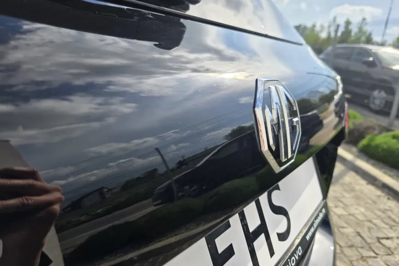 MG EHS din 2023 cu 1 km - oferta MG0192365 - foto 4