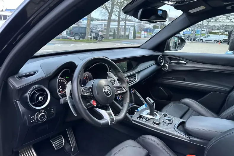 Alfa Romeo Stelvio din 2023 cu 32.900 km - oferta ALF192370 - foto 6