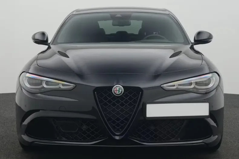 Alfa Romeo Giulia din 2023 cu 13.900 km - oferta ALF192371 - foto 3