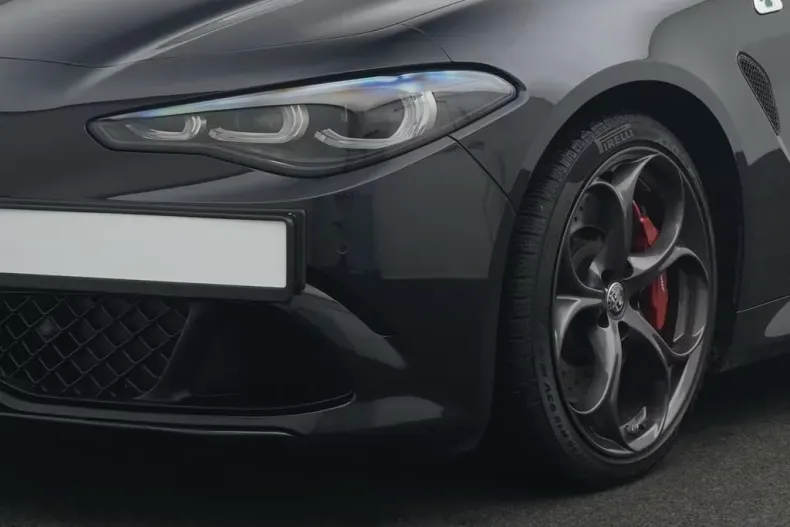 Alfa Romeo Giulia din 2023 cu 13.900 km - oferta ALF192371 - foto 4