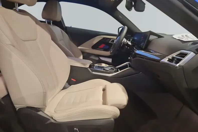 BMW M240i (Seria 2) din 2024 cu 3.902 km - oferta BMW192384 - foto 4