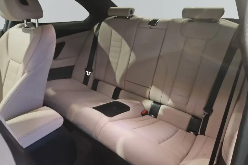 BMW M240i (Seria 2) din 2024 cu 3.902 km - oferta BMW192384 - foto 17