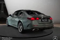 Mercedes-Benz E 200 (Clasa E) din 2025 cu 3.400 km - oferta MER192385 - foto 4