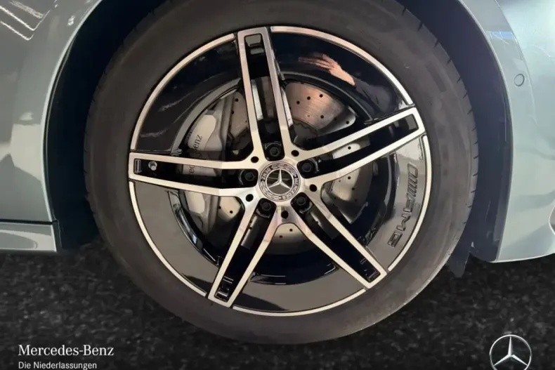 Mercedes-Benz E 200 (Clasa E) din 2025 cu 3.400 km - oferta MER192385 - foto 8