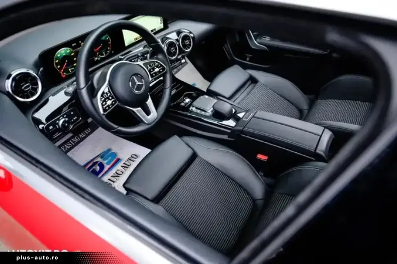 Mercedes-Benz A 200 (Clasa A) din 2021 cu 4.100 km - oferta MER192392 - foto 20