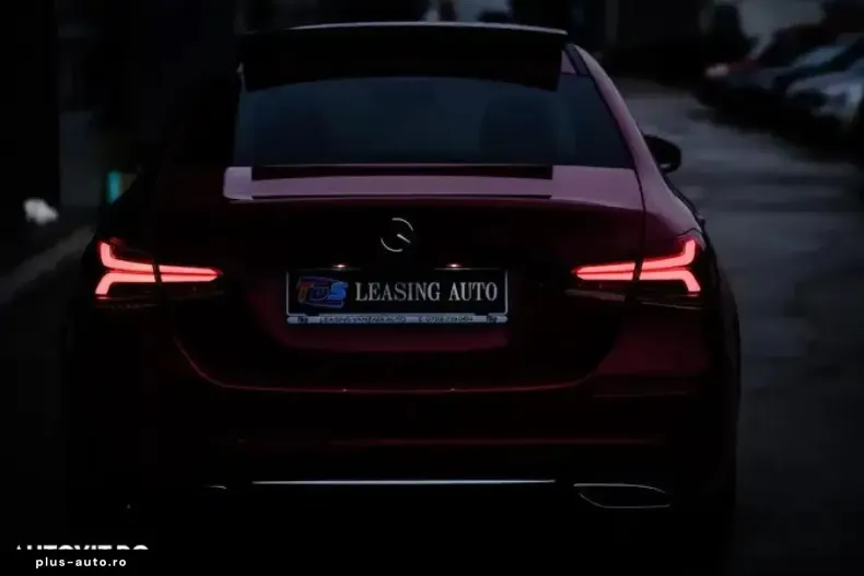 Mercedes-Benz A 200 (Clasa A) din 2021 cu 4.100 km - oferta MER192392 - foto 30