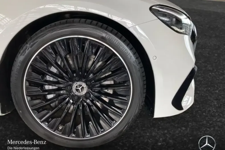 Mercedes-Benz E 220 (Clasa E) din 2025 cu 13.200 km - oferta MER192393 - foto 7